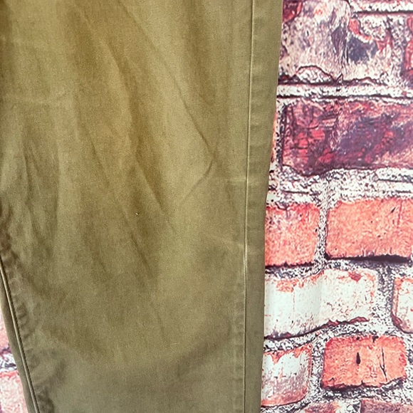 Lucky Brand Men's Khaki Chinos - Picture 5 of 6